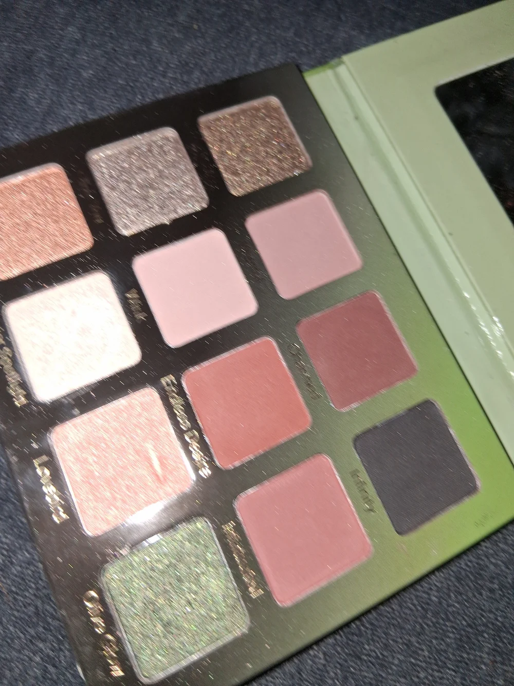 Violet Voss Olive You Forever Eye Shadow Palette - Olive Green